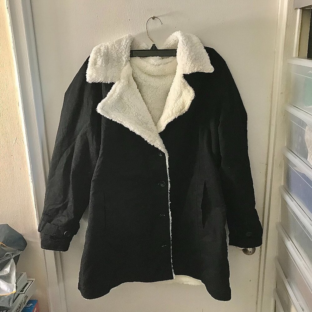 Women's Black Cotton Jacket with Sherpa Material - size 2XL - fits like L-XL